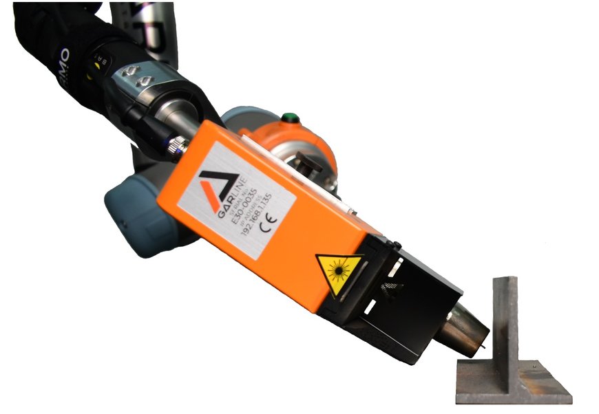 GarLine C optical laser seam tracking welding sensors are now UR certified